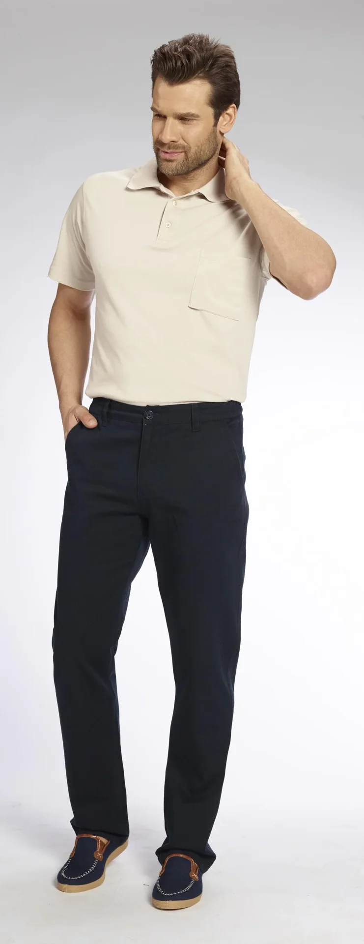 Baumwollhose mit Teil-Dehnbund, 2 Gesäßtaschen mit Reißverschluß, Farbe marine, Gr.48 - 2