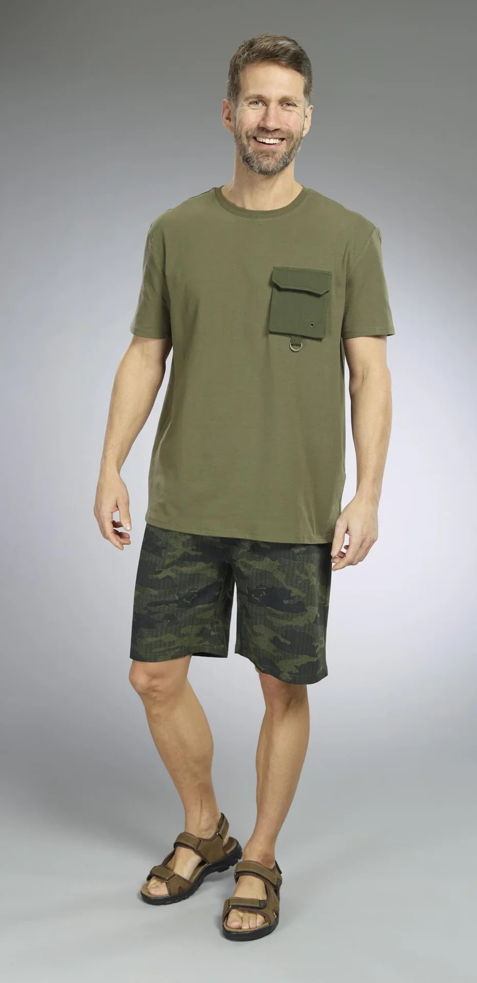 Bermuda Shorts, Farbe camouflage/grün/schwarz, Gr.M - 0