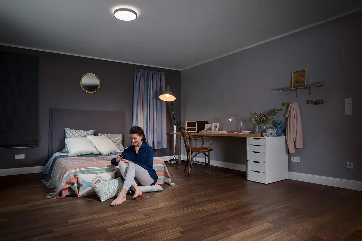 LED Lampe Star in Glühlampenform mit Tageslicht Sensor, 10 Watt, E27, warmweiß, matt - 2