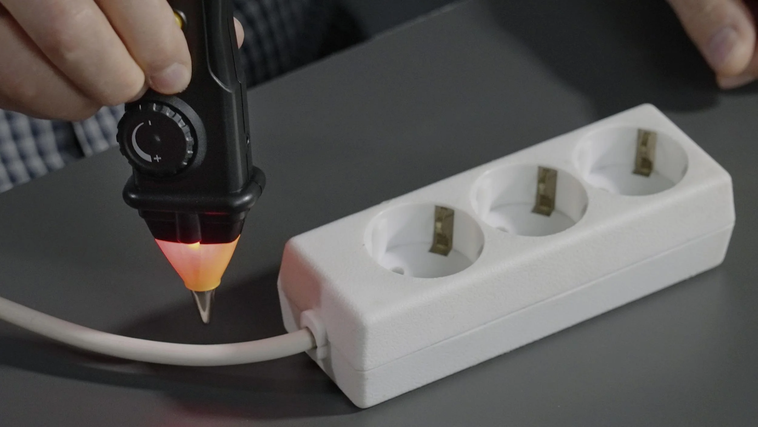 Leitungssuchgerät und LAN Tester - 4