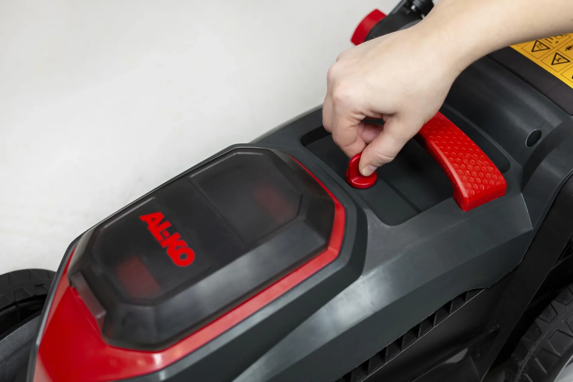 BOSCH HOME AND GARDEN COMPATIBLE Akku-Rasenmäher 32.1 Li - 2