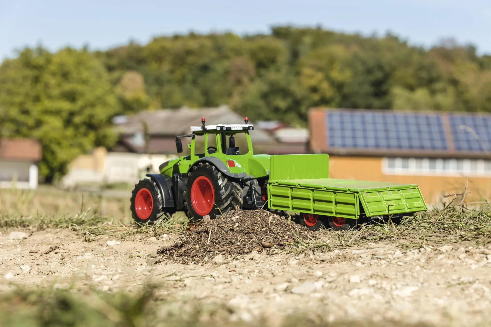 RC Traktor mit Anhänger 1:16 100% RTR - 7