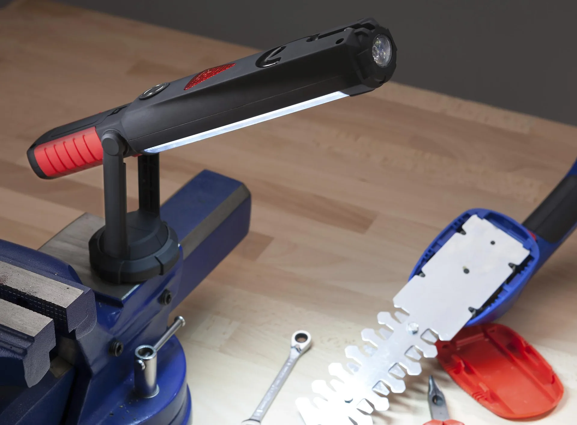 Arbeitslampe mit Warnblinklicht - 2