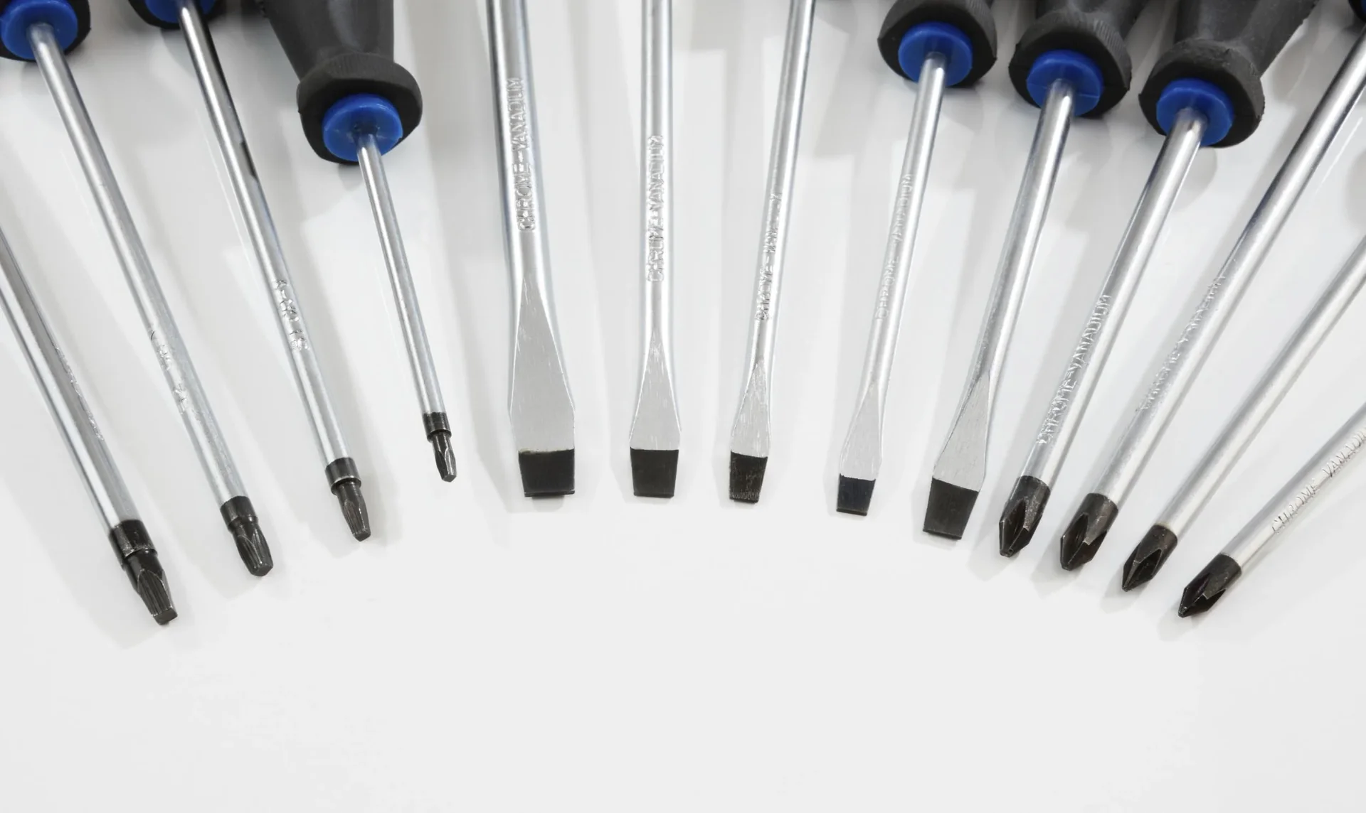 Schraubendreher Satz 98-teilig inklusive Bits- und Steckschlüsseleinsätzen + Gratis dazu Tasche - 2