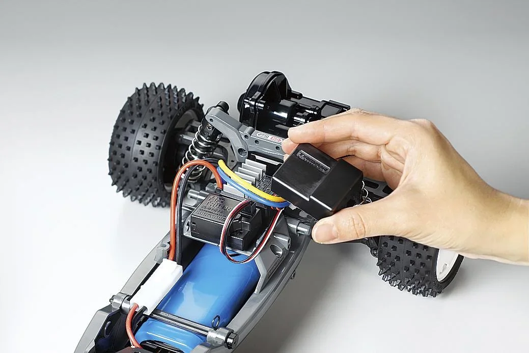 RC Neo Fighter Buggy DT-03 1:10 - 6