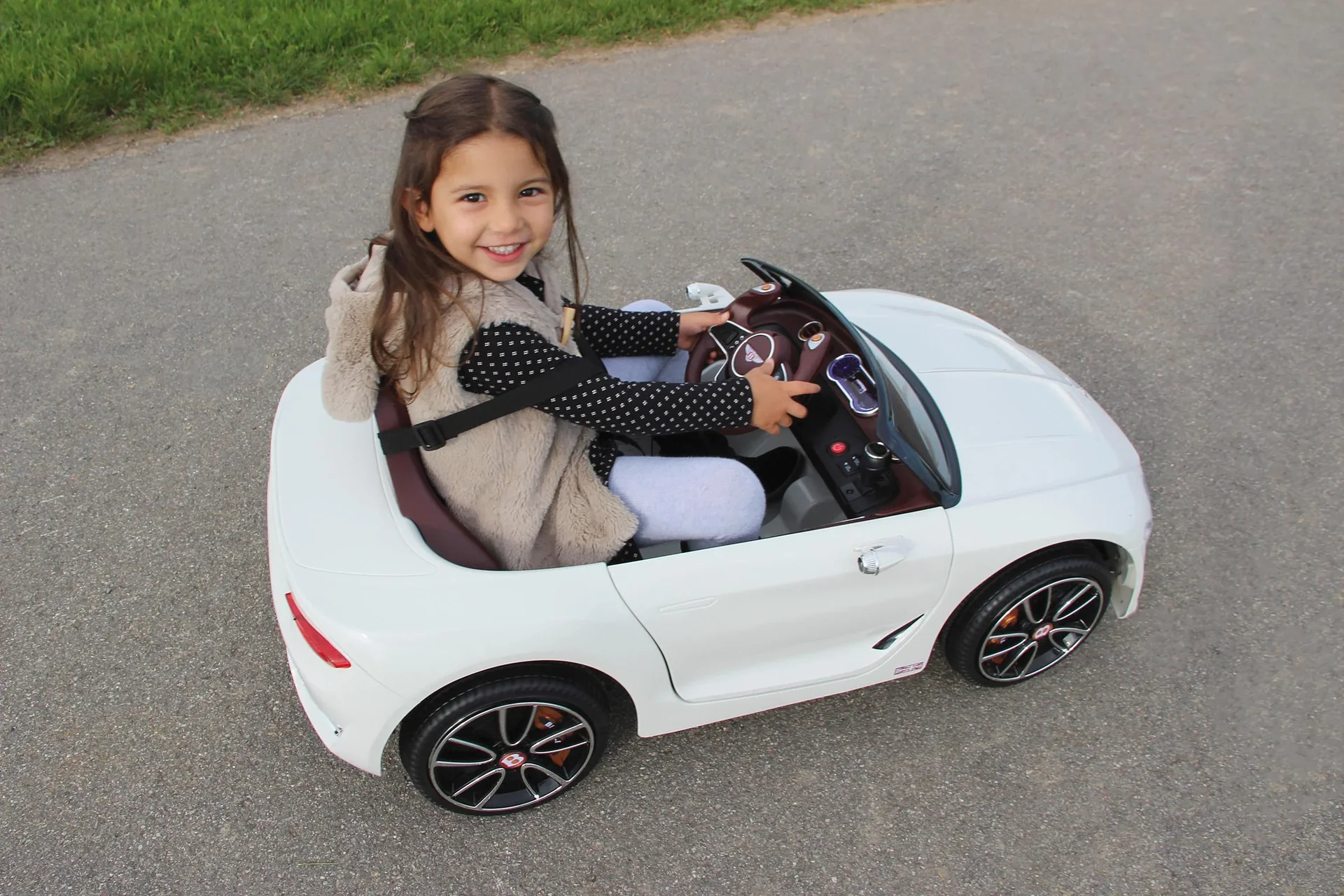 Ride-on Bentley EXP12 für Kinder, 12 Volt, Weiß - 3