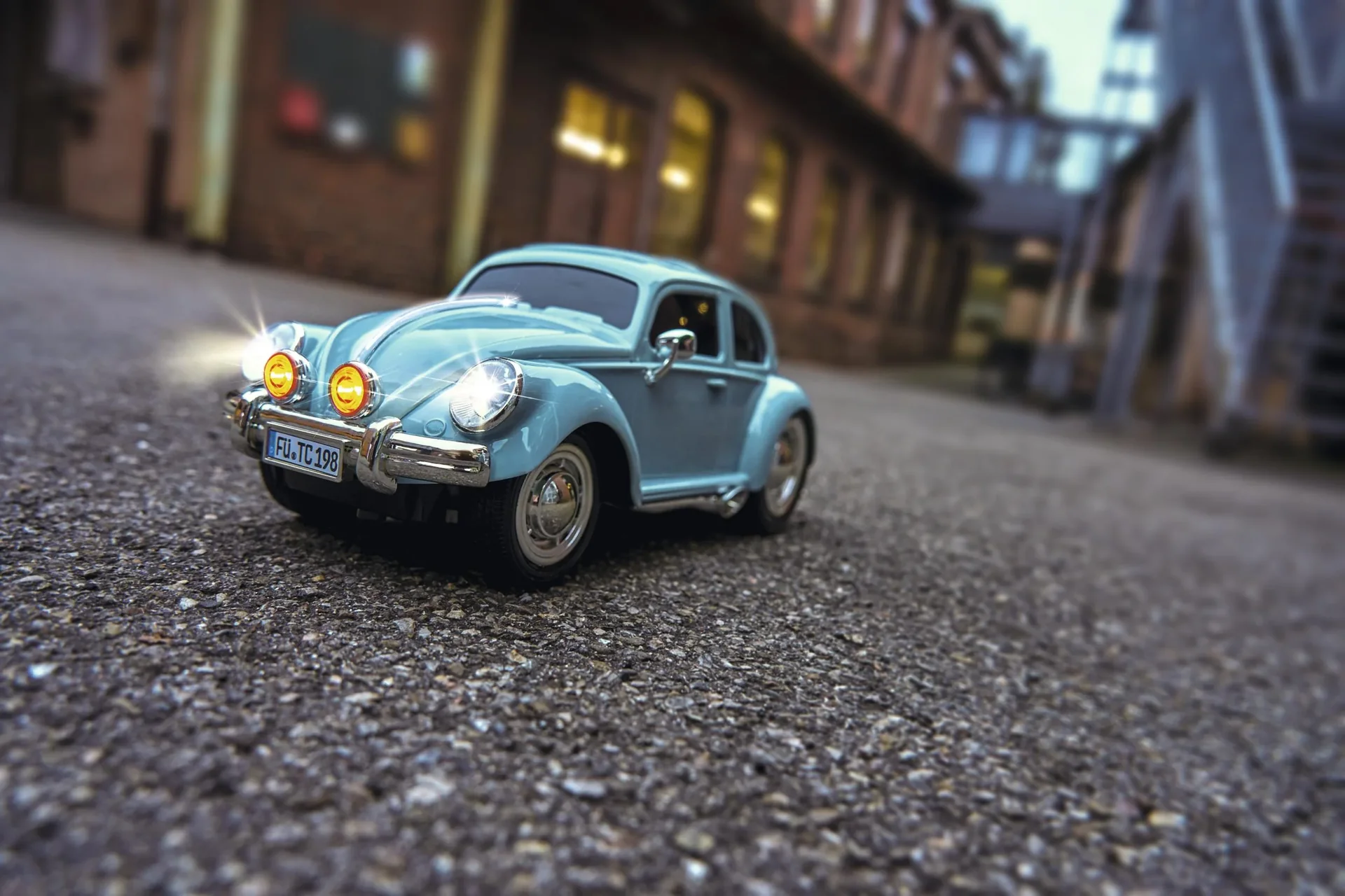 Fahrzeug VW Käfer 2.4 GHz 100 % RTR taubenblau 1:14 - 0