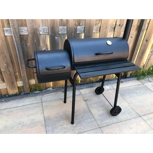 BBQ Grill - Smoker schwarz mit Thermostat und 3-teiligem BBQ Werkzeugset - Grillfläche 66 x 34 cm - 3