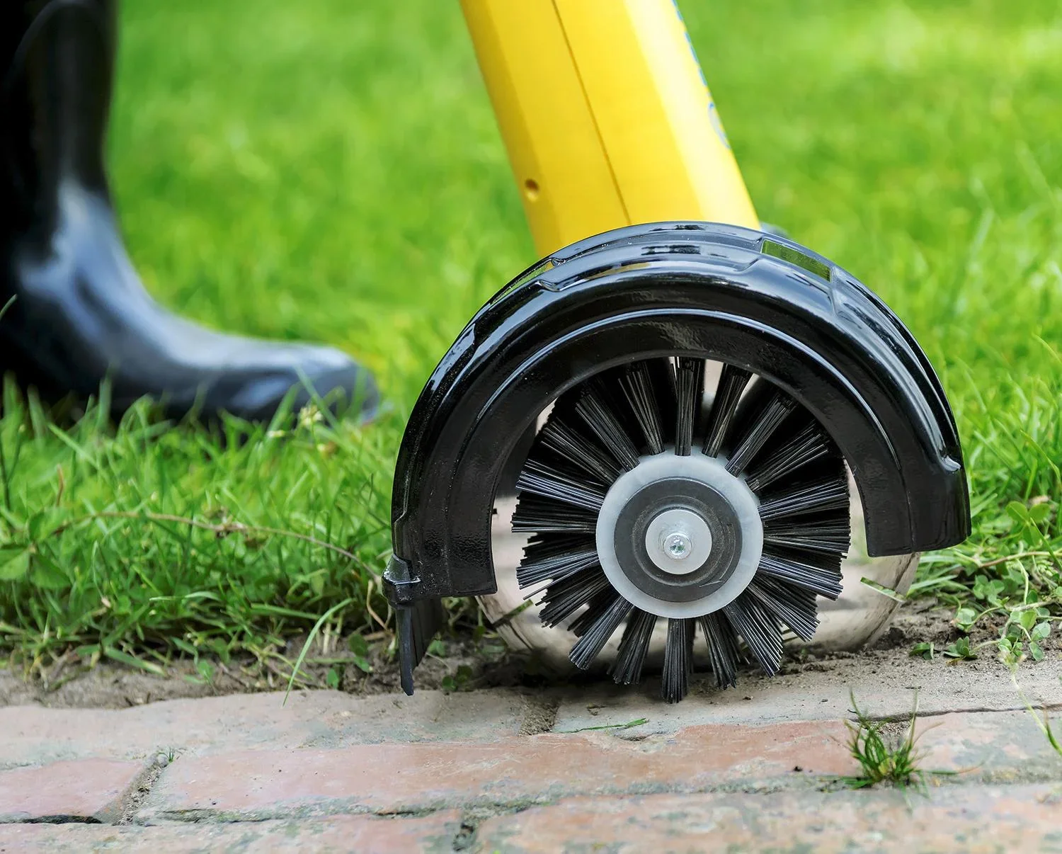 Cut & Brush - 2 in 1 Kantenschneider - 2