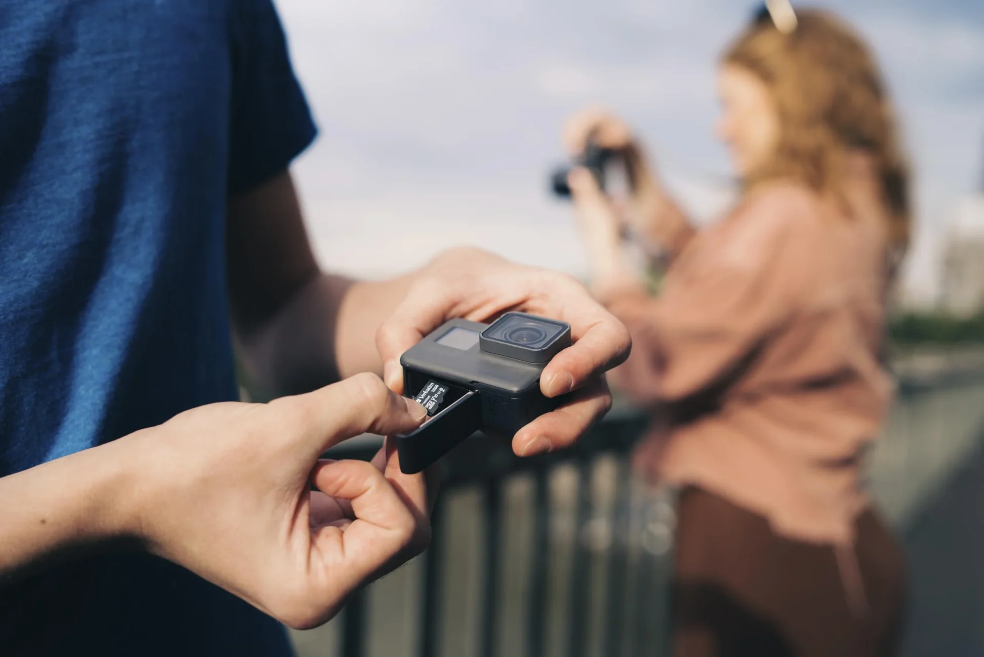 128 GB microSDXC Speicherkarte mit SD Karten-Adapter, Class10 - 1