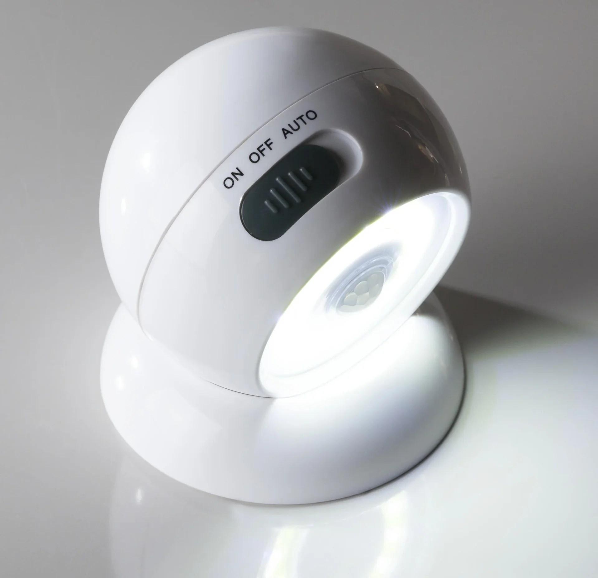 2er Set Lichtball mit Bewegungsmelder - 0