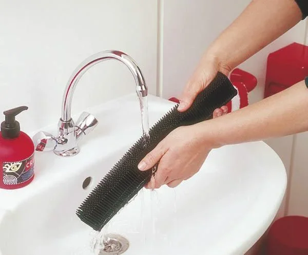 Gummibesen Set, 3teilig - farblich sortiert, Wischbesen + GRATIS Kehrschaufel - 9