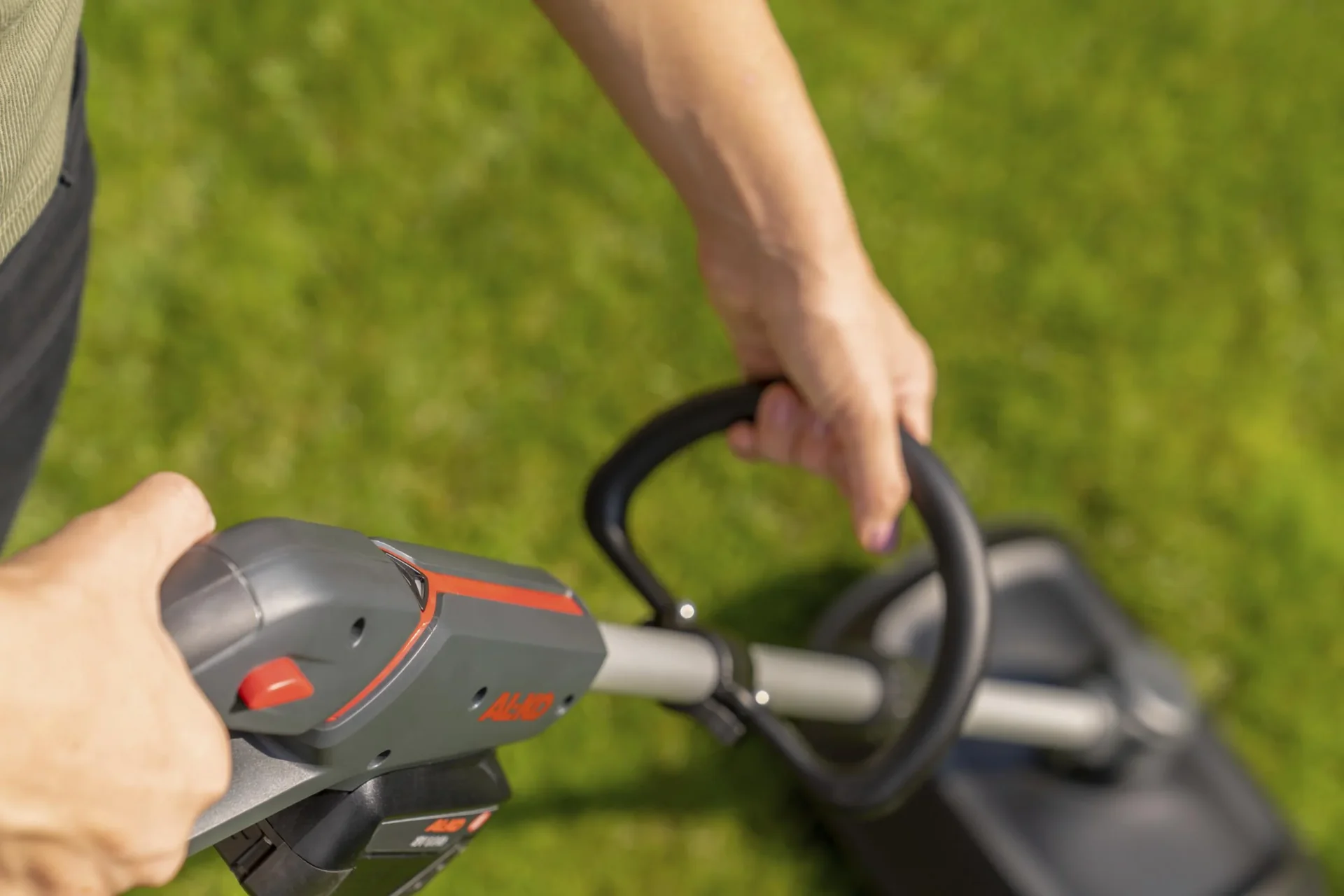 BOSCH HOME AND GARDEN COMPATIBLE Akku-Rasenlüfter AR 1835 - inkl. Akku und Ladegerät - 3