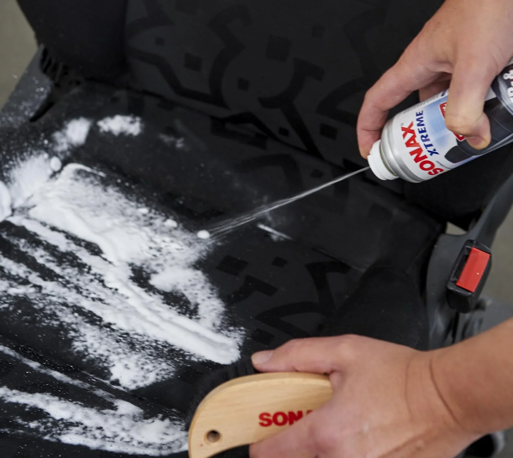 XTREME Polster + Alcantarareiniger 400 ml - 1