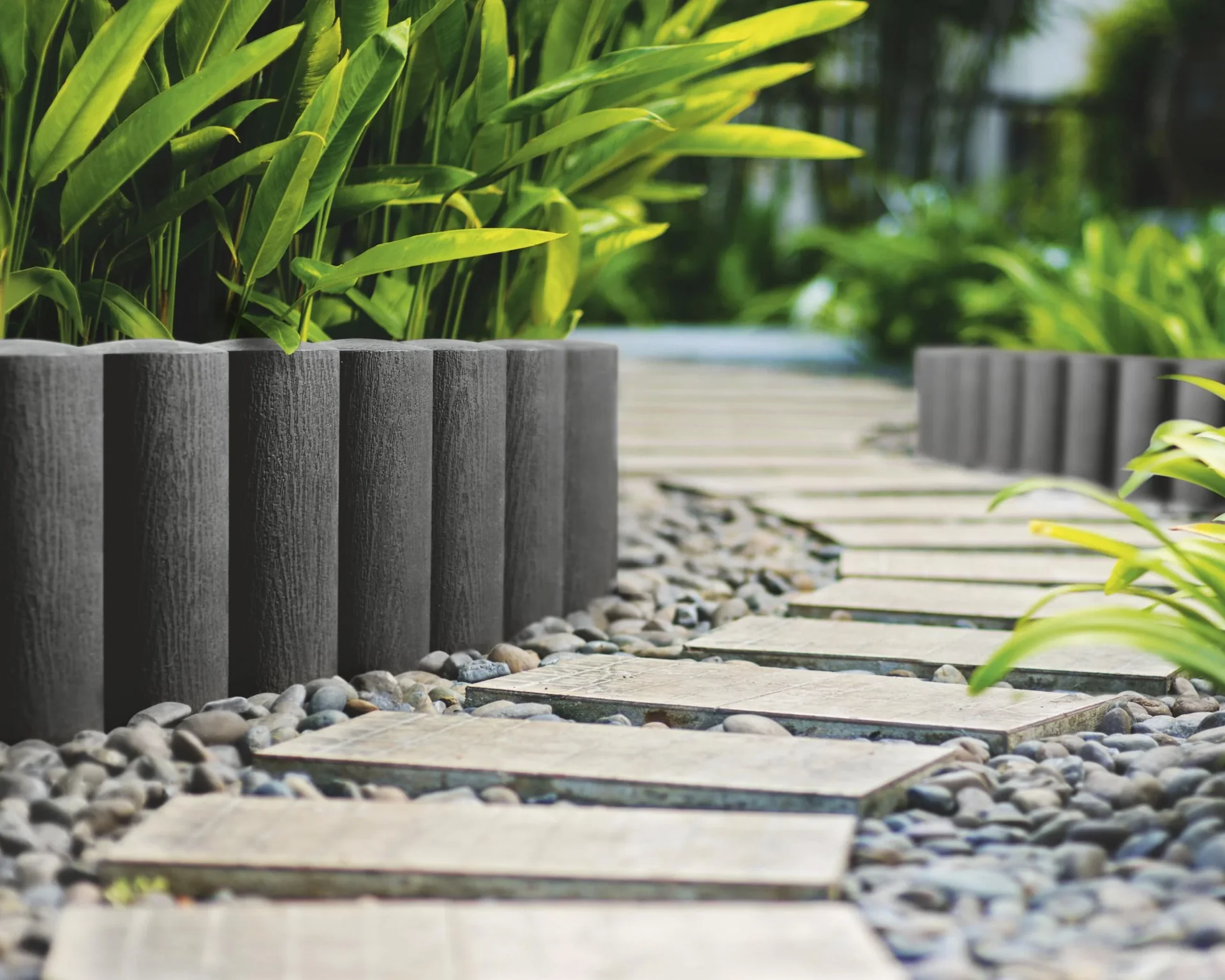 Gartenpalisade STANDARD Anthr.Höhe 25,5cm, Länge 2,3m - 3