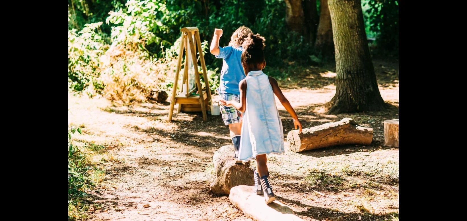 Discovery Tafel Outdoor Schreib- und Maltafel für Kinder aus Holz, Pflanzkübel, Windspiel, natur - 6