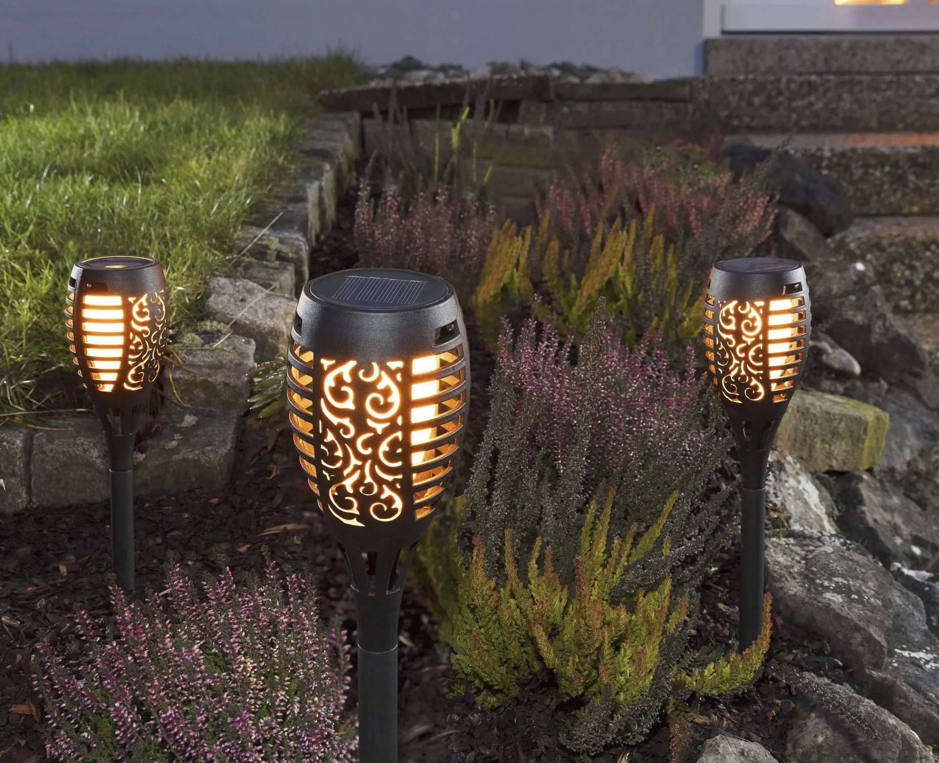 Solar LED Flammenleuchte - 3er Set - 2