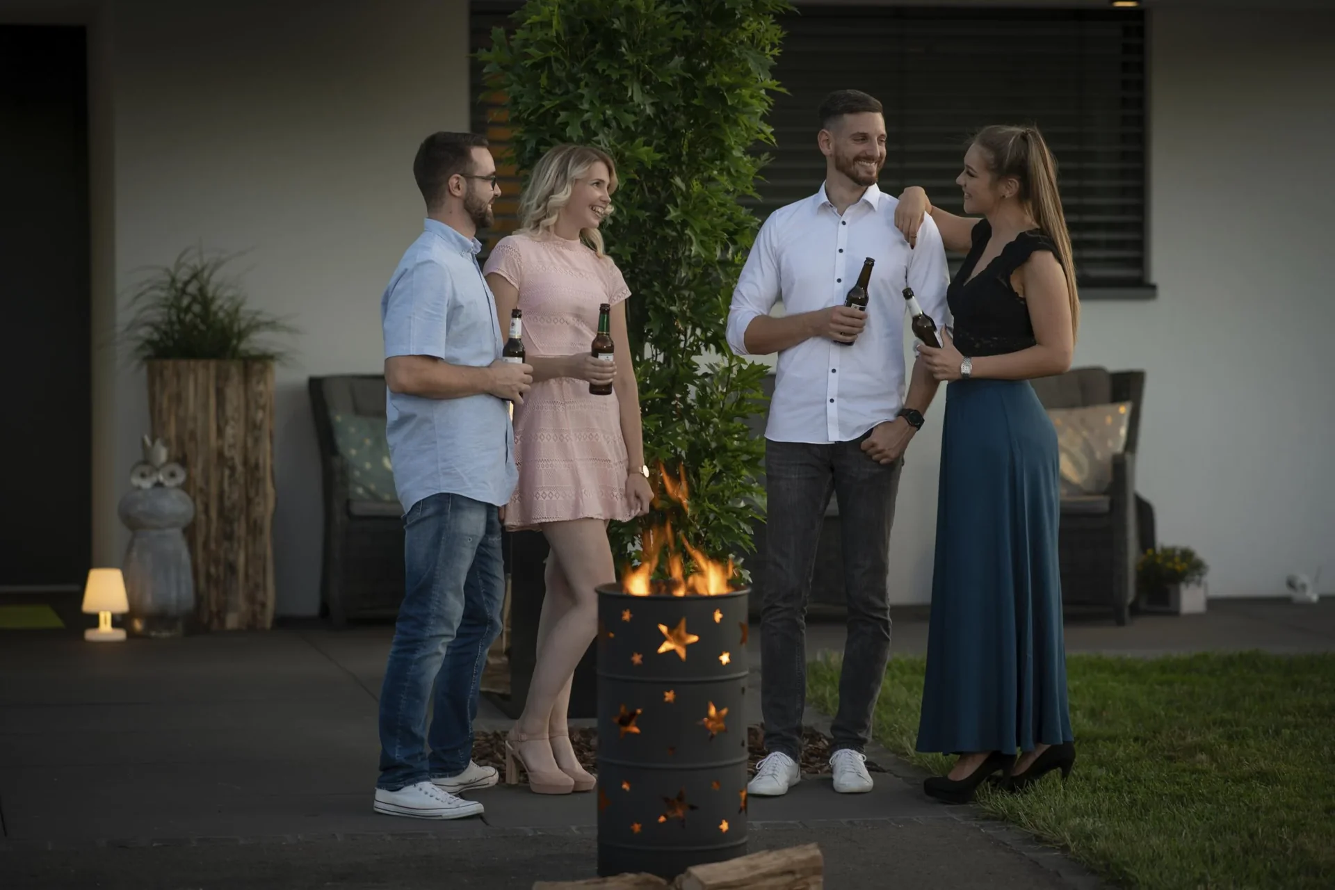 Feuerstelle Premium Feuertopf mit Sternen 36x36x65 cm Schwarz - 5