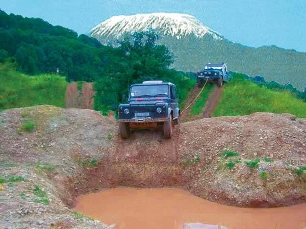 Motor-Seilwinde Profi 4.800 kg mit Funkfernbedienung - 1