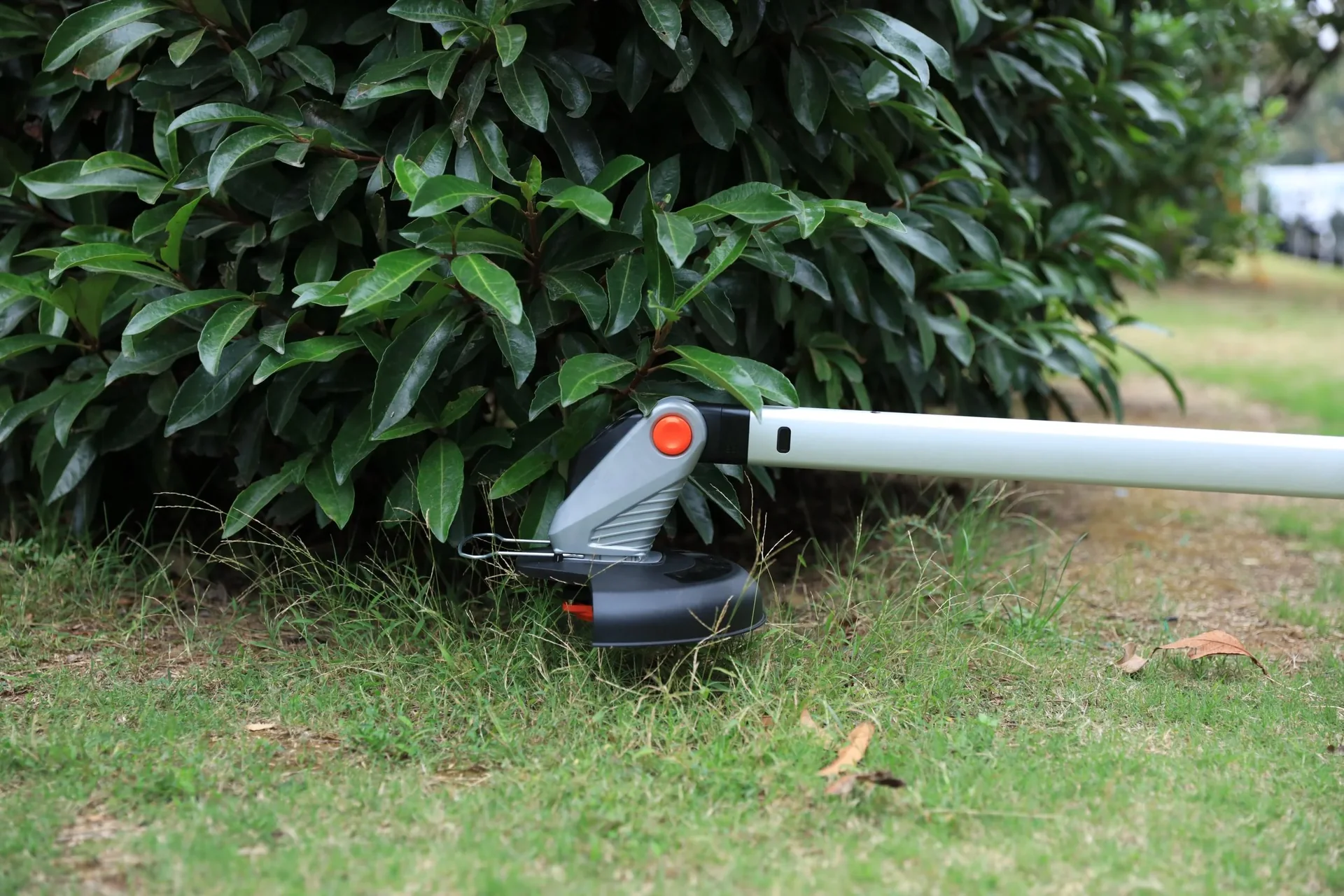 LT F23-EU 12V iFlex Rasentrimmer - 6