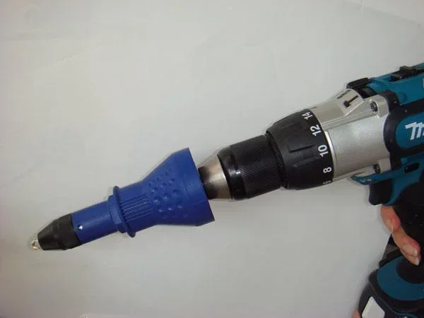 Blindnietvorrichtung mit 6-kant Aufnahme - 1