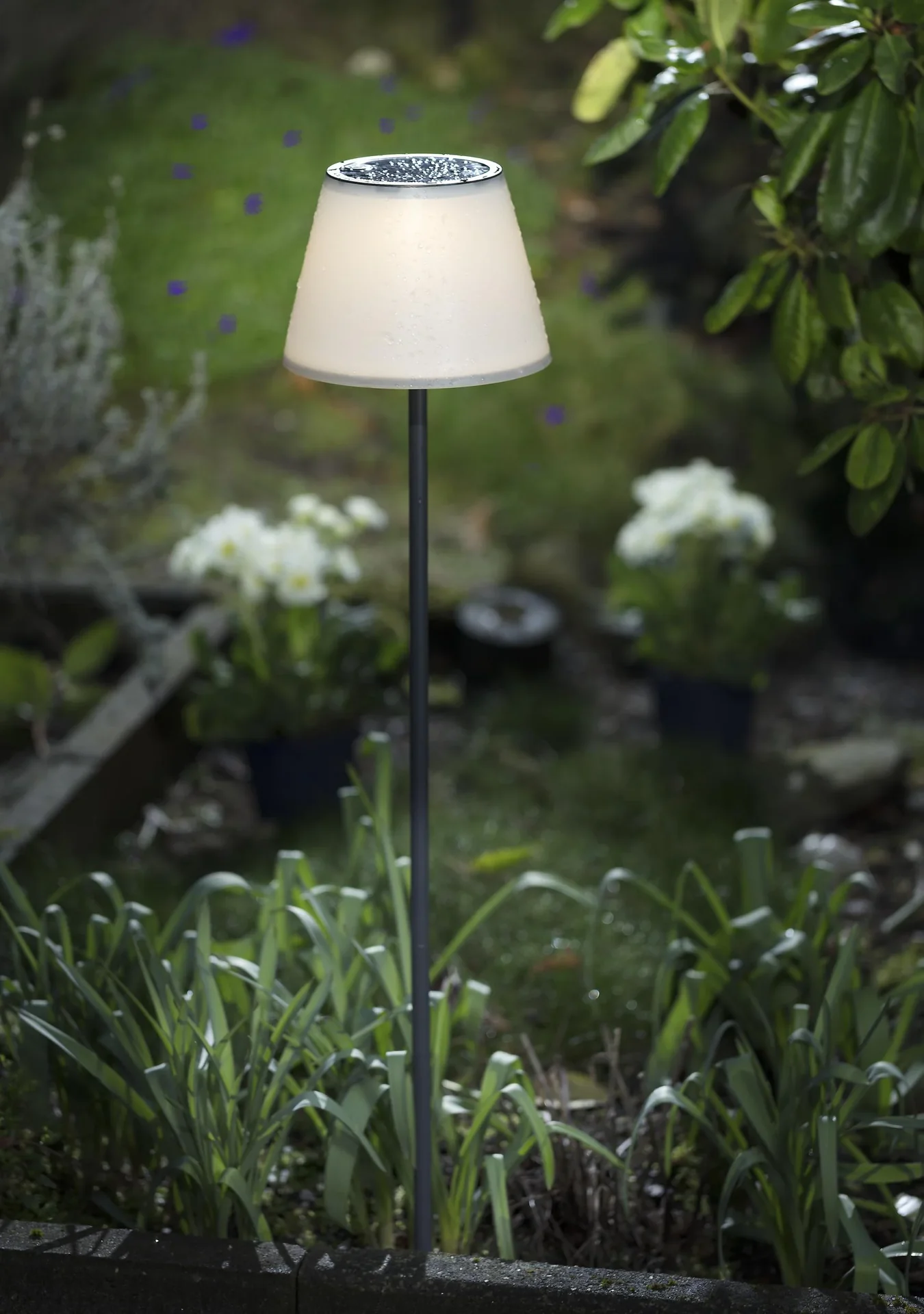 Solar Gartenleuchte 2in1 in warmweiß und Farbwechsel - 4