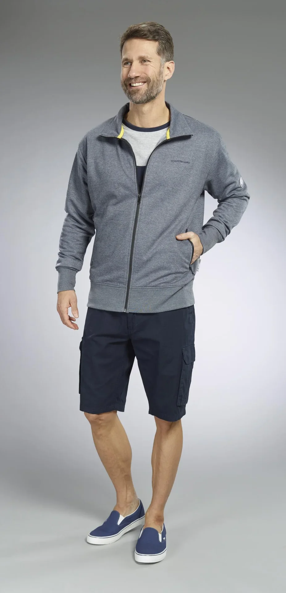 Bermuda Shorts, Farbe marine, Gr.M - 9