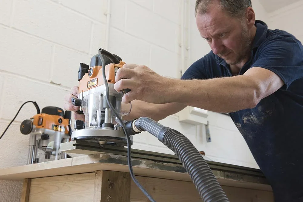 Präzisionsoberfräse MOF001 mit Doppelfunktion, 1400 Watt - 5