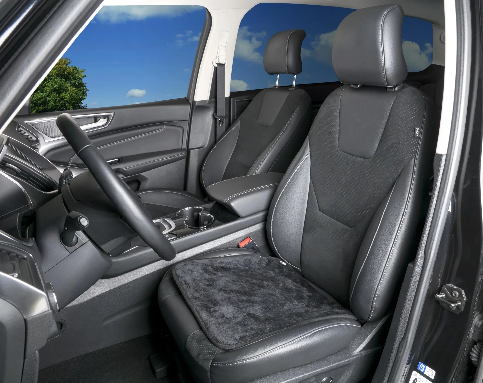 Sitzauflage mit USB Stecker - 0