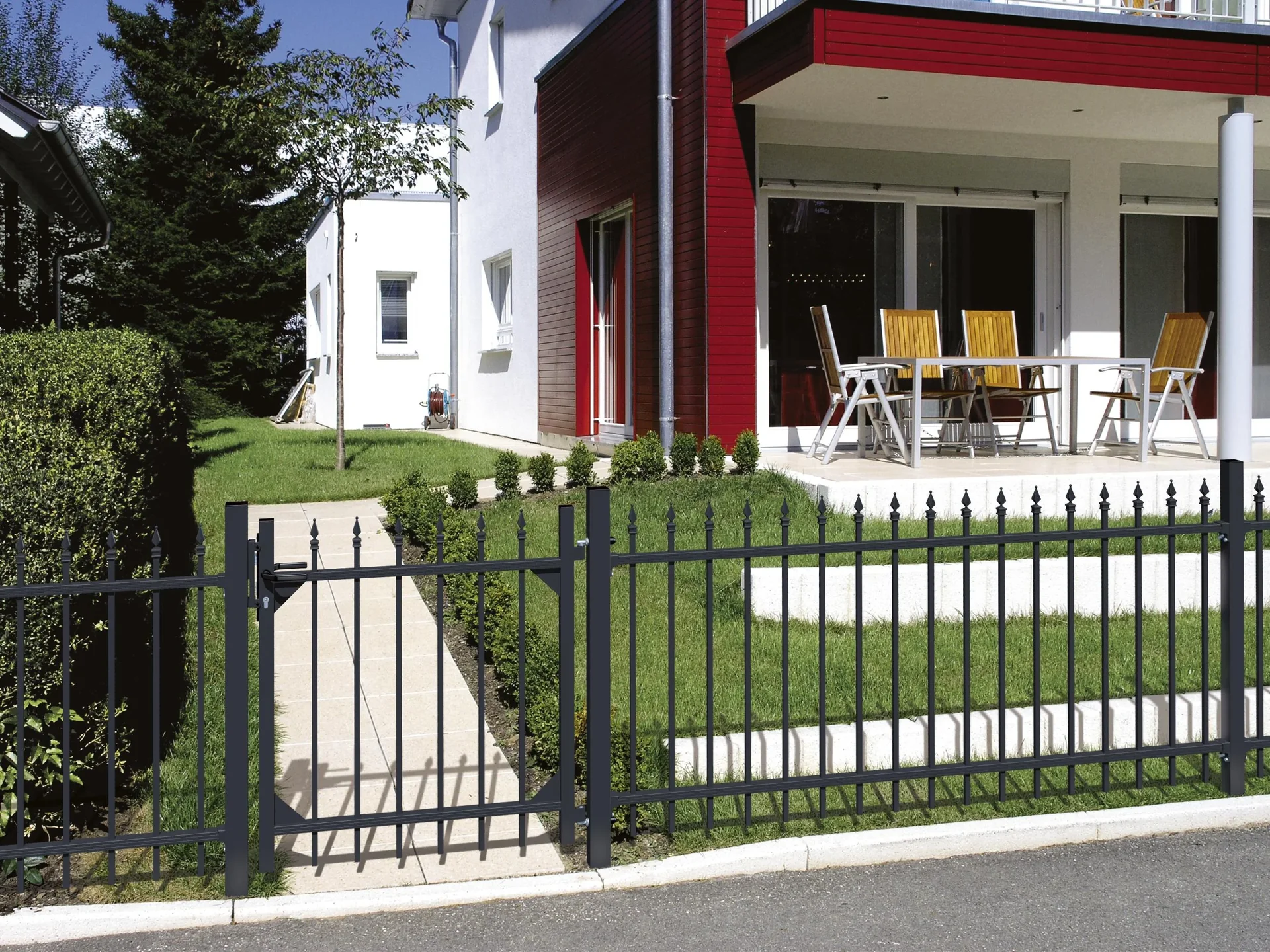 Zaunkomplettset Chaussee, zum Einbetonieren, matt-schwarz, Höhe 100 cm, Länge 10 m - 2