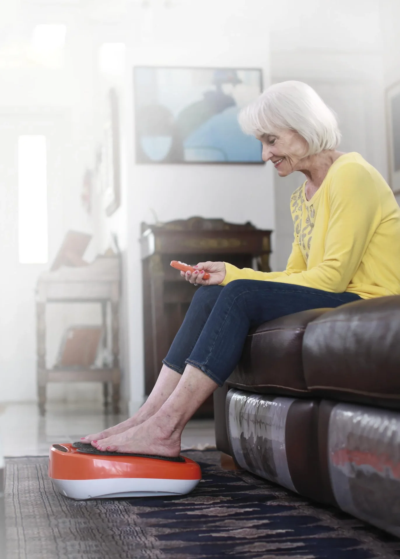 Massage-Gerät, Fußmassage-Gerät, „VibroLegs“, Orange - 4