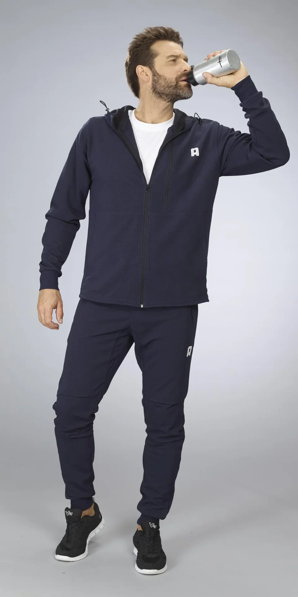 Jacke mit Kapuze, Farbe marine, Gr.M - 4