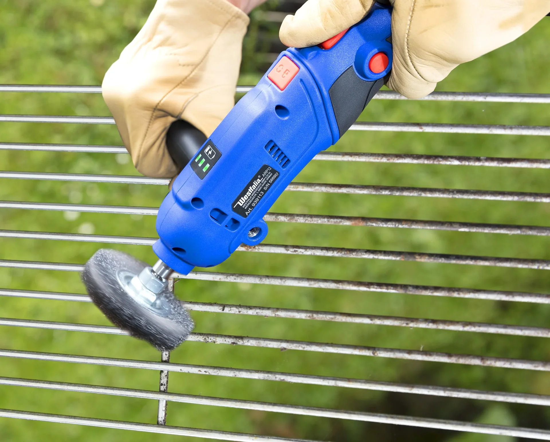 10,8 Volt Akku Poliermaschine Rotation - inklusive Zuberhör und Tasche - 0