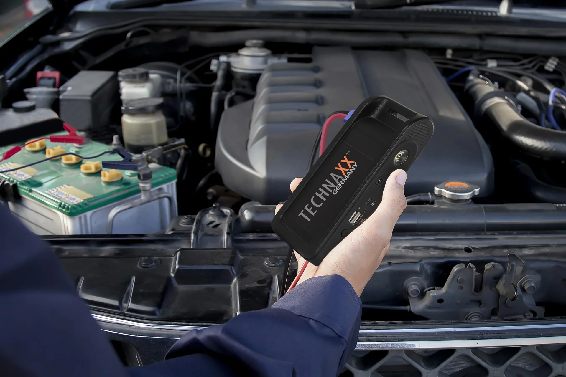 Jump Starter & Powerbank TX-218 - 1