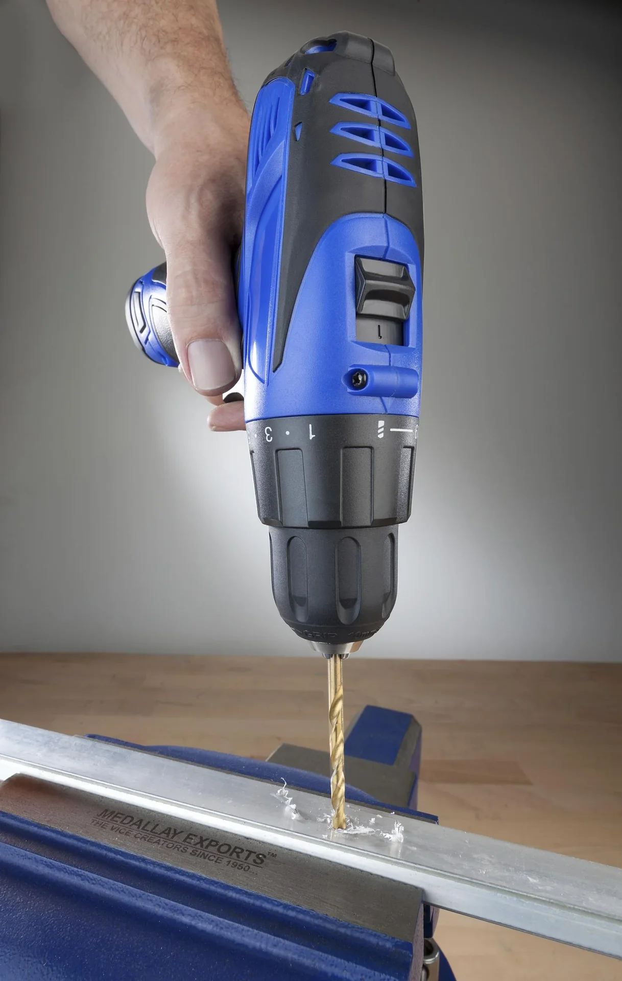 Akku Bohrschrauber 10,8 Volt Li-Ion 2-Gang - 4