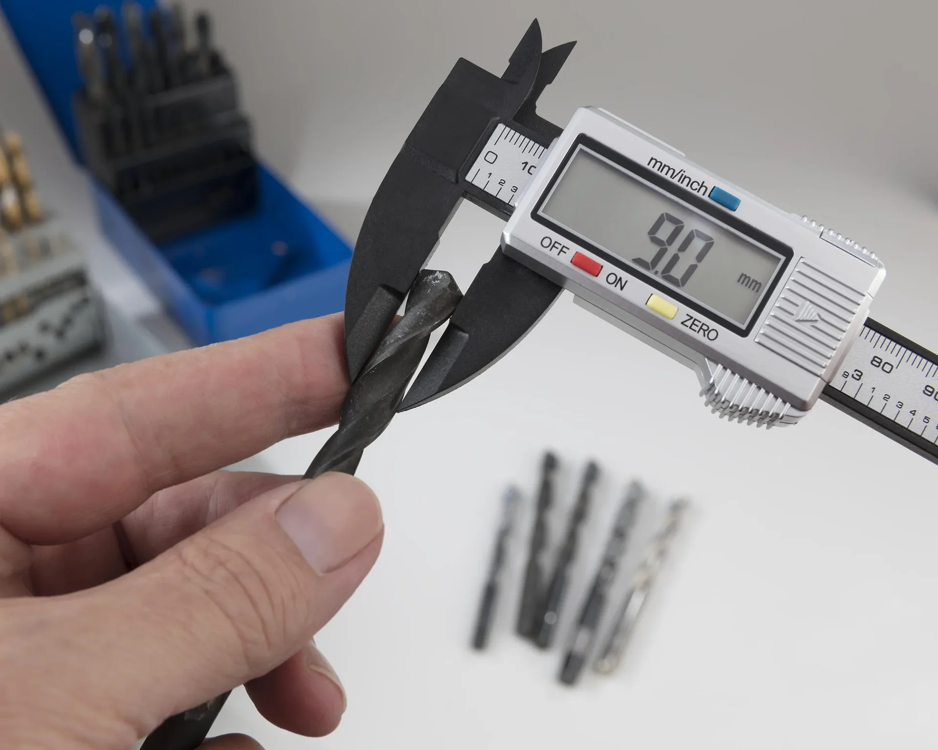 Digital-Schieblehre 150 mm, mm und Zoll, 0,1 mm Messbereich - 1