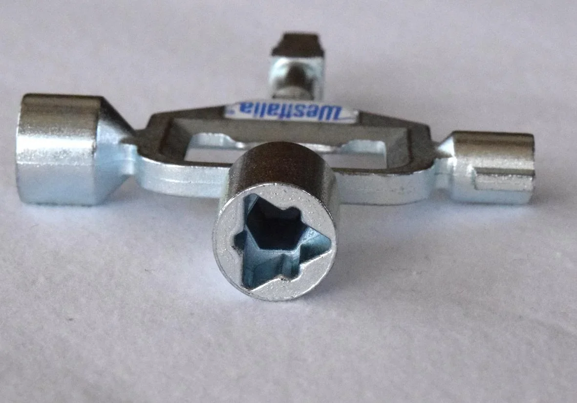 Handwerkerschlüssel mit 13 Funktionen - 2