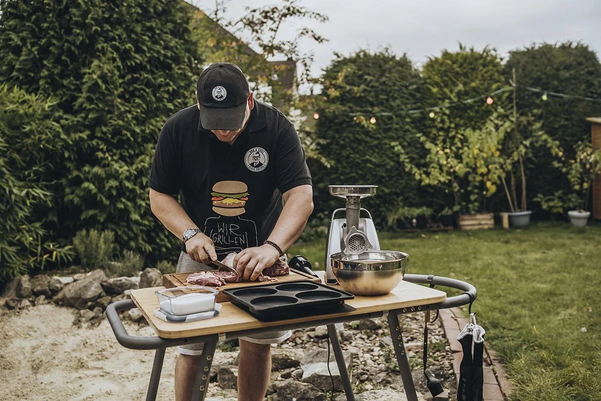 PelletGrill - Sheriff inklusive Ablagebrett und Halterungen - 3