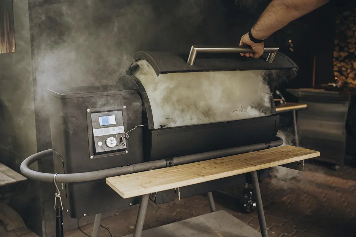 PelletGrill - Sheriff inklusive Ablagebrett und Halterungen - 4