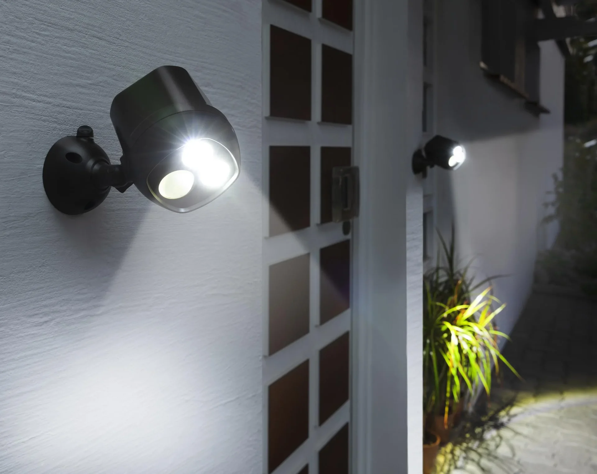 LED Sicherheitslicht mit Funkkopplung, 2 Stück - 4