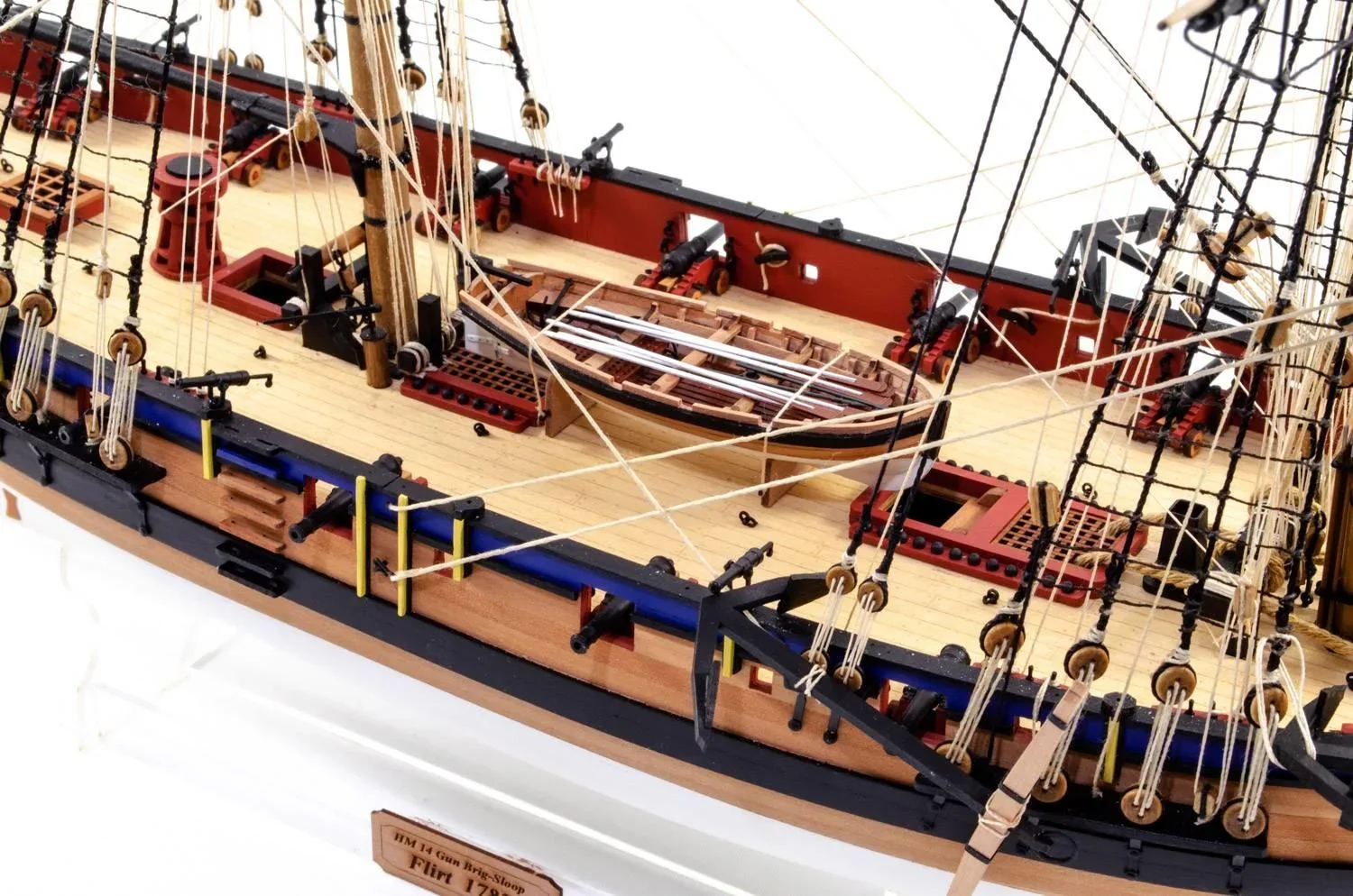 Bausatz HMS Flirt im Maßstab 1:64 - 3