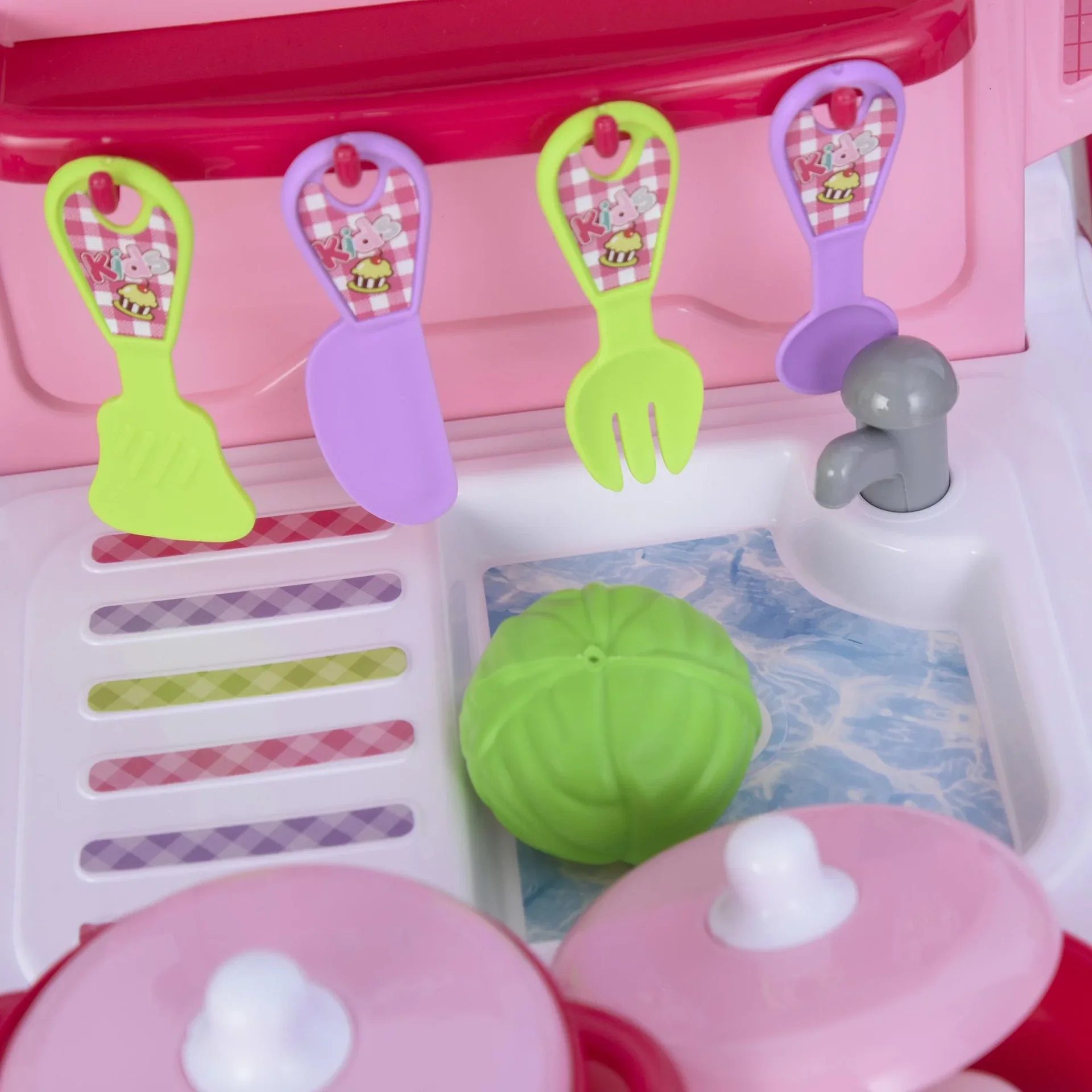 Kinderspielküche mit 42-teiligem Zubehörset - 1