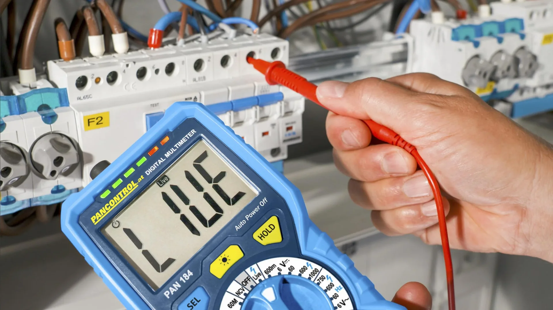 Digital Multimeter 1000V True RMS - 8