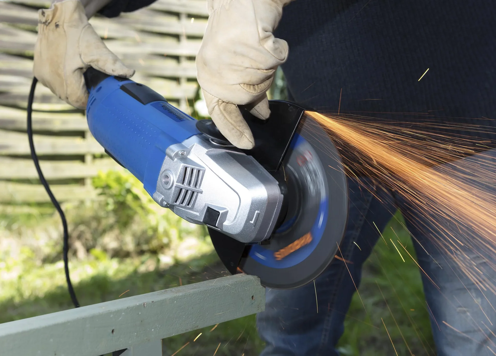 Zweihand Winkelschleifer mit Sanft Anlauf im Koffer, 2600 Watt , 230 mm - 0