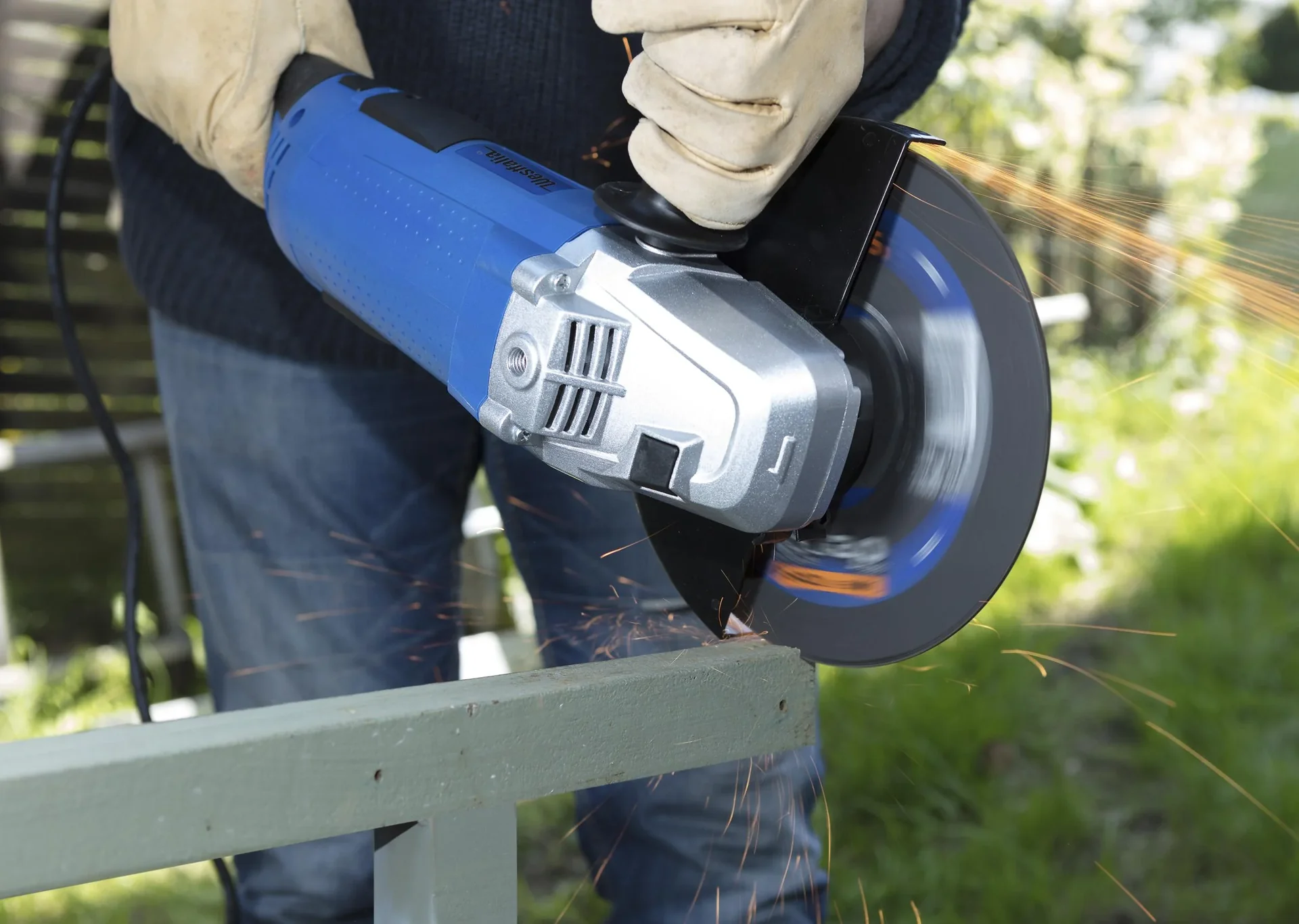 Zweihand Winkelschleifer mit Sanft Anlauf im Koffer, 2600 Watt , 230 mm - 4