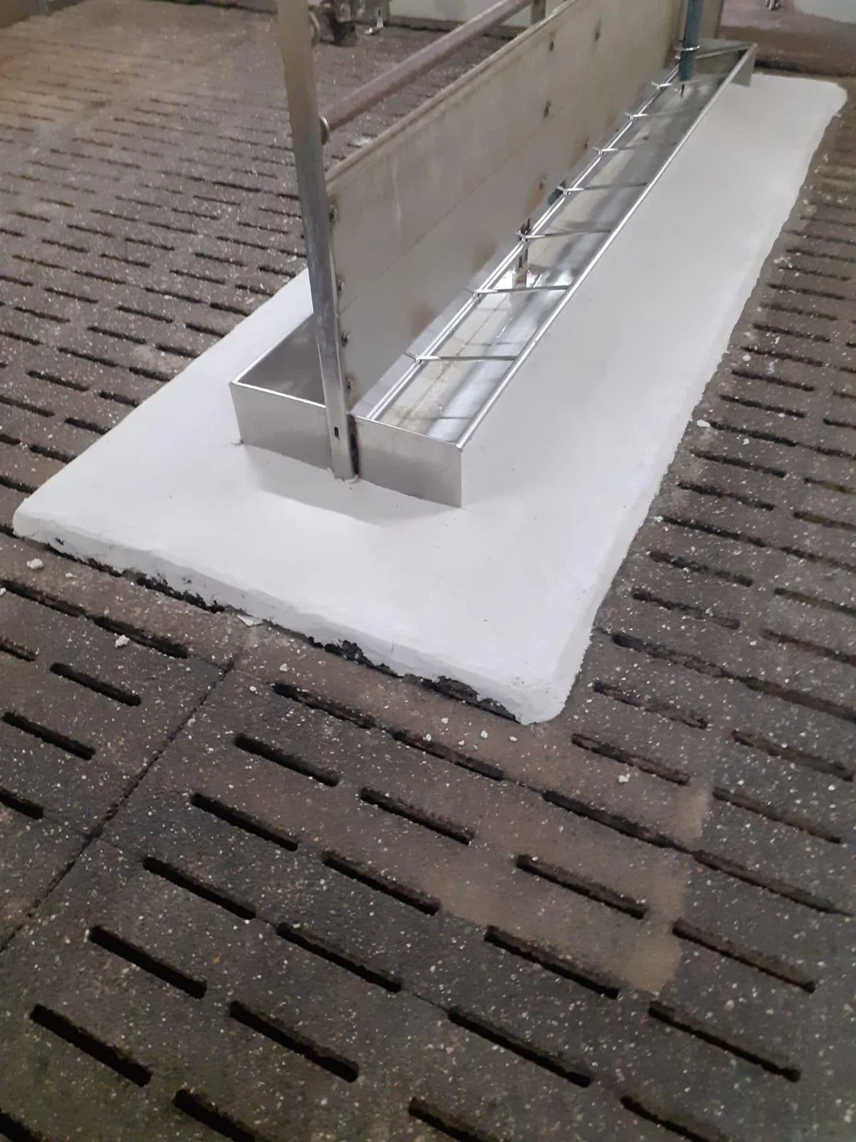 Zwei-Komponenten Epoxid-Saniermörtel - 5