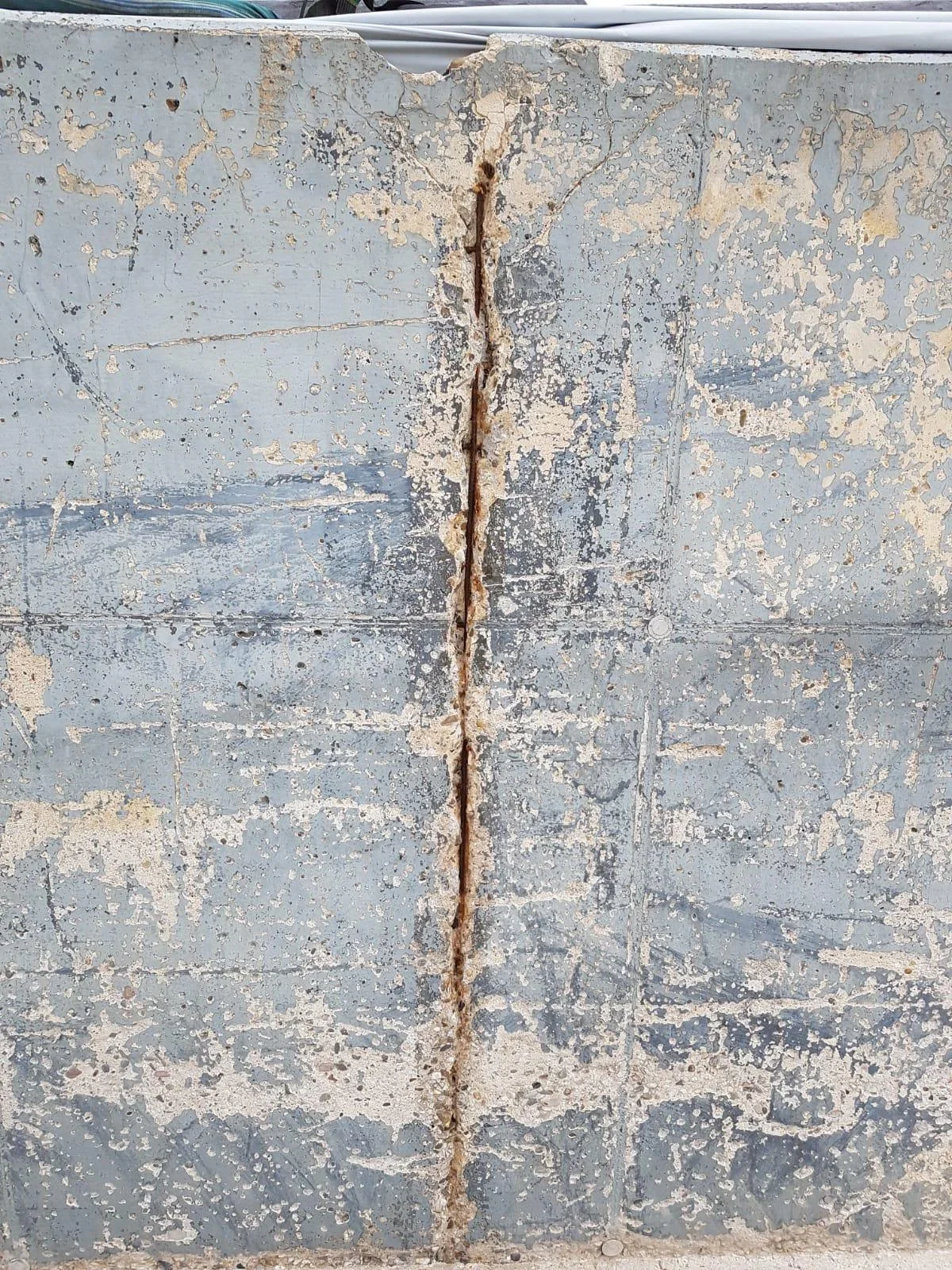 AC 160 - 2-K Epoxid-Universalspachtel - 1