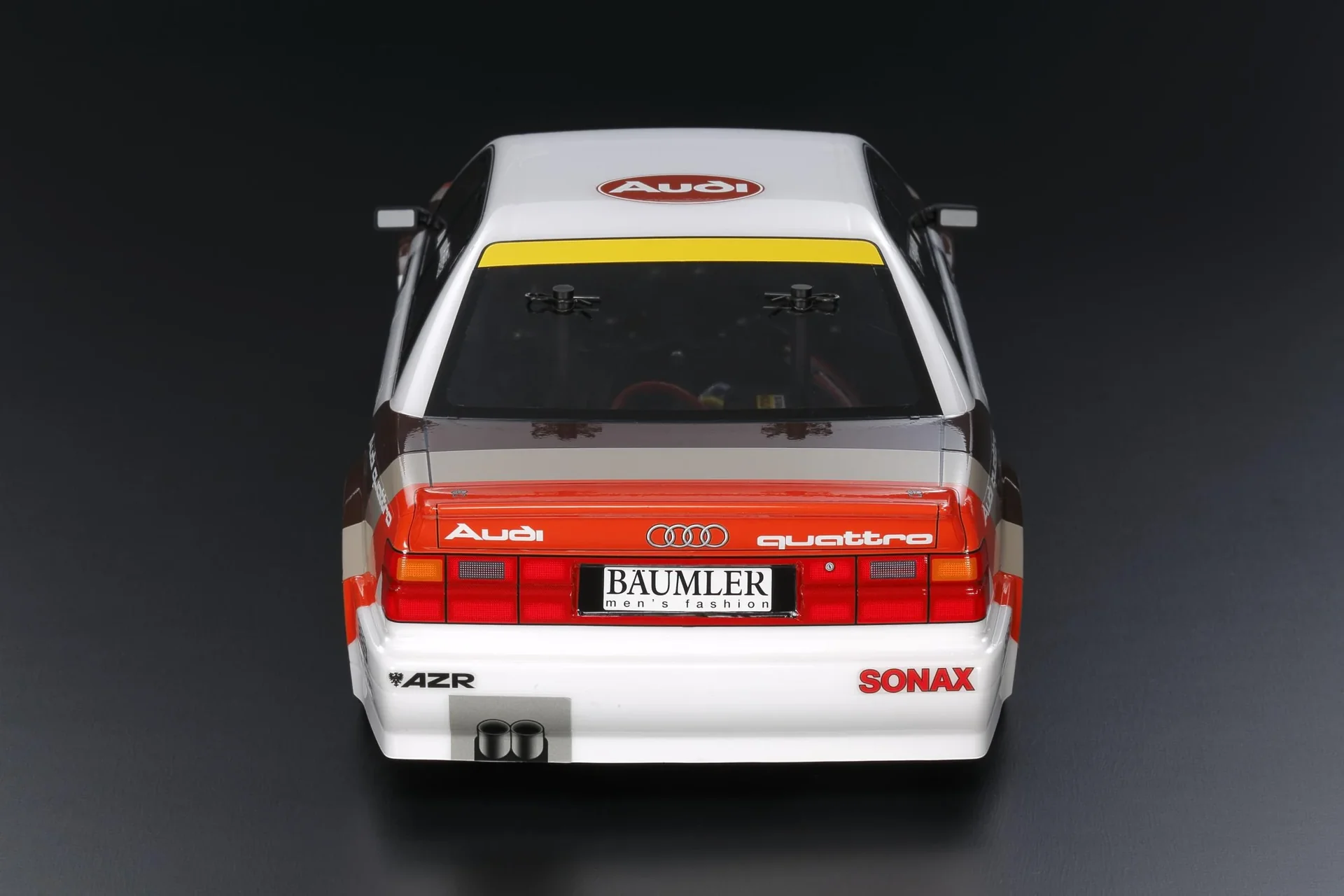 1:10 RC Audi V8 Tourenwagen (TT-02) - 2