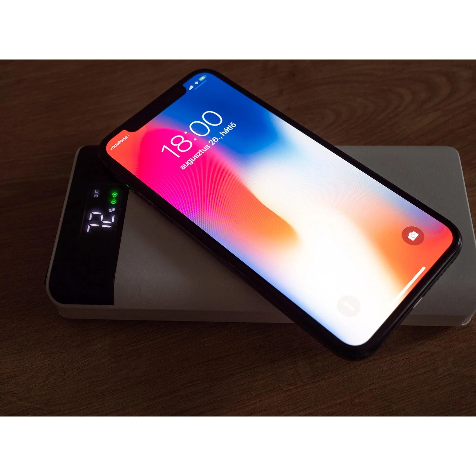 VT-3508 Netzgerät mit drahtloser QI-Ladefunktion - 20.000mah - einschließlich Mikro-USB-Kabel - Weiß - 5