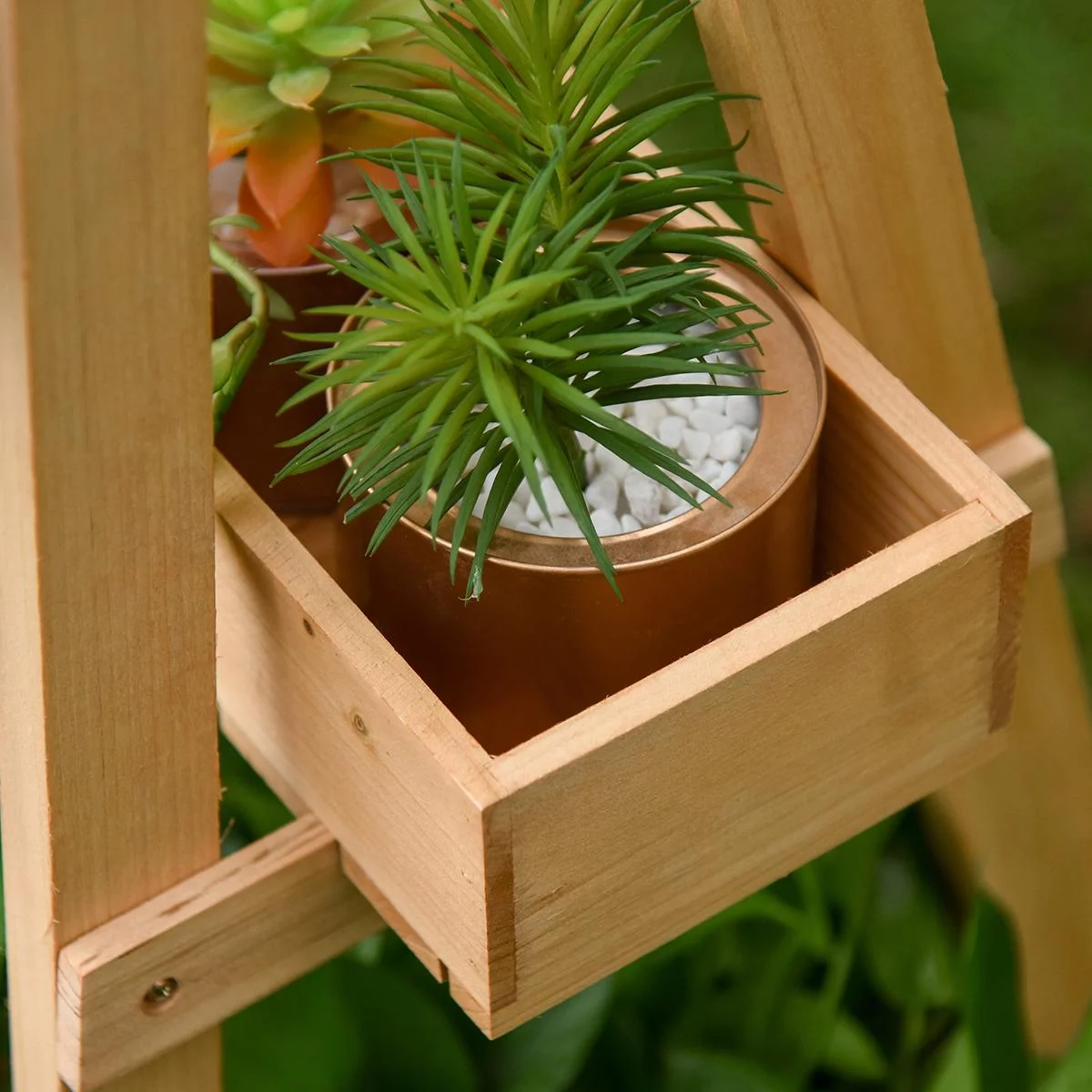 Pflanzenregal in Windmühlen Optik natur - 0